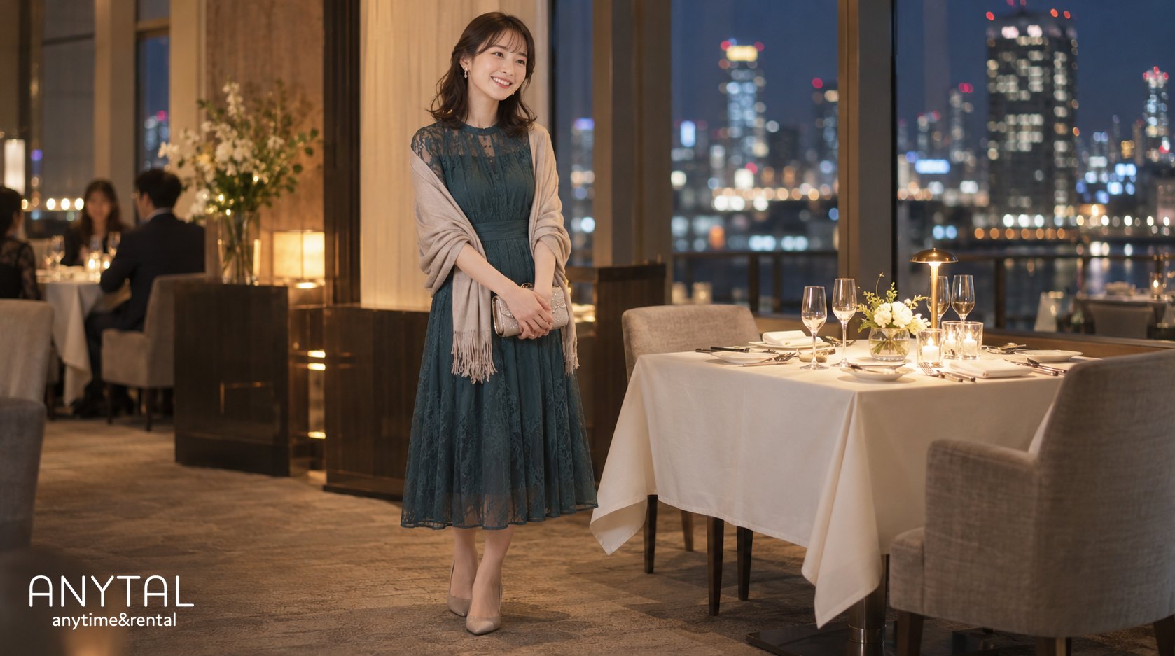 ホテルディナーの服装｜女性はどこまできれいめ？店の種類と季節で変わる目安